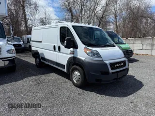 2019 Ram ProMaster Cargo with VIN 3C6TRVAG3KE524286, listed as a Copart auction lot 53739995 with 101,140 mi miles and Clean Title. Bid and sale history available at carsss.com. Image 1.