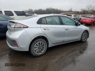 2020 Hyundai Ioniq SE with VIN KMHC75LJ8LU074267, listed as a Copart auction lot 47276935 with 32,465 mi miles and Clean Title. Bid and sale history available at DreamBid. Image 3.