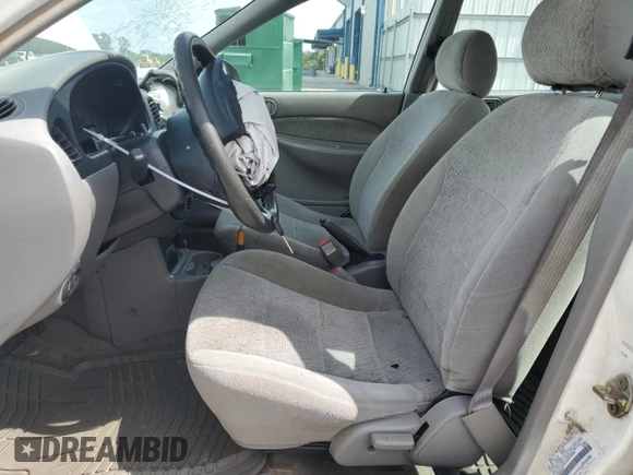1997 Ford Escort LX z VIN 1FALP13P8VW205888, wystawiony jako Copart lot #70588004 z przebiegiem 156 013 mil mil oraz Nie do naprawy • Non repairable. Historia ofert i sprzedaży dostępna na DreamBid. Obrazek 7.