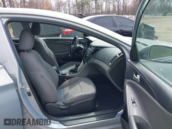 2012 Hyundai Sonata GLS with VIN 5NPEB4AC8CH461728, listed as a IAAI auction lot 41938399 with 133,571 mi miles. Bid and sale history available at carsss.com. Image 5.