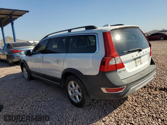 2013 Volvo XC70 3.2L with VIN YV4952BL7D1163530, listed as a Copart auction lot 74746084 with 98,045 mi miles and Salvage Title. Bid and sale history available at DreamBid. Image 2.