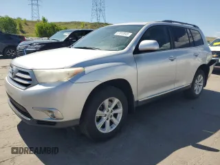2011 Toyota Highlander z VIN 5TDBK3EHXBS051167, wystawiony jako Copart lot #57910945 z przebiegiem 190 951 mil mil oraz Szkoda całkowita • Salvage title. Historia ofert i sprzedaży dostępna na DreamBid. Obrazek 1.