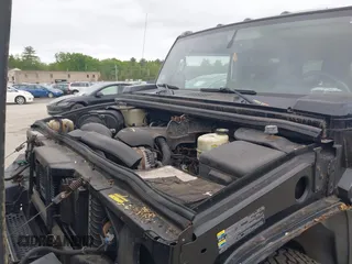 2006 Hummer H2 z VIN 5GRGN23U26H119476, wystawiony jako IAAI lot #42389980 z przebiegiem 223 949 mil mil oraz . Historia ofert i sprzedaży dostępna na DreamBid. Obrazek 10.