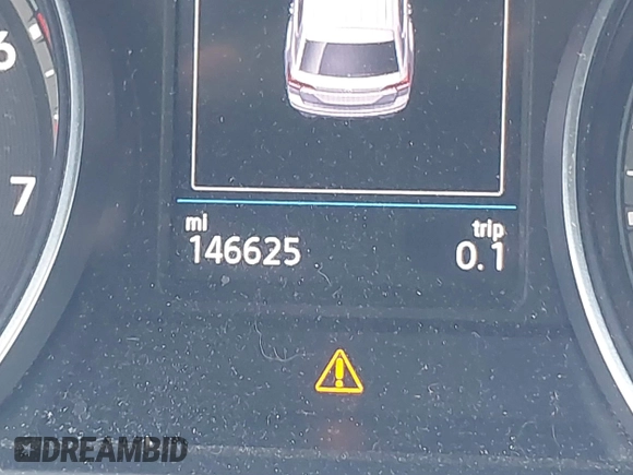 2018 Volkswagen Atlas SE with VIN 1V2CR2CA9JC535166, listed as a IAAI auction lot 42179451 with 146,625 mi miles and . Bid and sale history available at DreamBid. Image 16.
