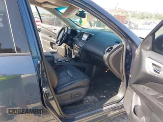2014 Nissan Pathfinder S z VIN 5N1AR2MMXEC691638, wystawiony jako IAAI lot #42294429 z przebiegiem 155 019 mil mil oraz . Historia ofert i sprzedaży dostępna na DreamBid. Obrazek 5.