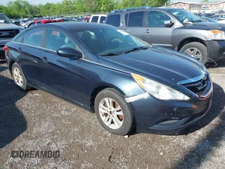 2013 Hyundai Sonata GLS with VIN 5NPEB4AC4DH766063, listed as a IAAI auction lot 42110811 with 105,622 mi miles and . Bid and sale history available at carsss.com. Image 1.