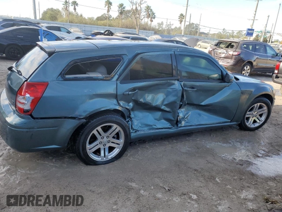 2005 Dodge Magnum RT z VIN 2D4GV58295H549141, wystawiony jako Copart lot #76452934 z przebiegiem 194 588 mil mil oraz Szkoda całkowita • Salvage title. Historia ofert i sprzedaży dostępna na DreamBid. Obrazek 3.