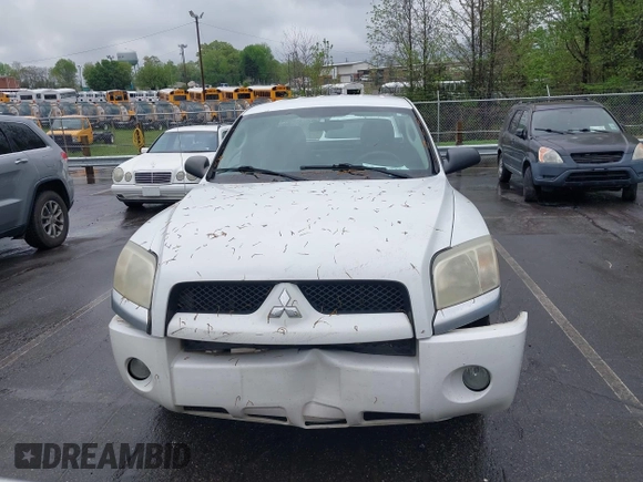 2007 Mitsubishi Raider LS with VIN 1Z7HC22K87S217299, listed as a IAAI auction lot 41983047 with 147,721 mi miles. Bid and sale history available at carsss.com. Image 12.