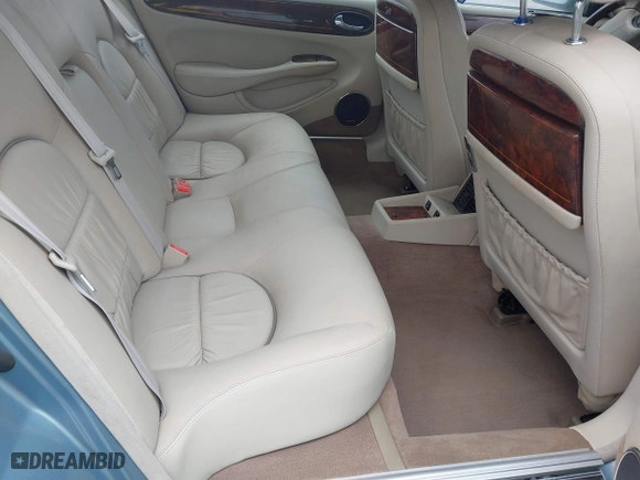 2002 Jaguar XJ VDP with VIN SAJDA24C32LF45422, listed as a IAAI auction lot 41654187 with 64,726 mi miles. Bid and sale history available at carsss.com. Image 8.