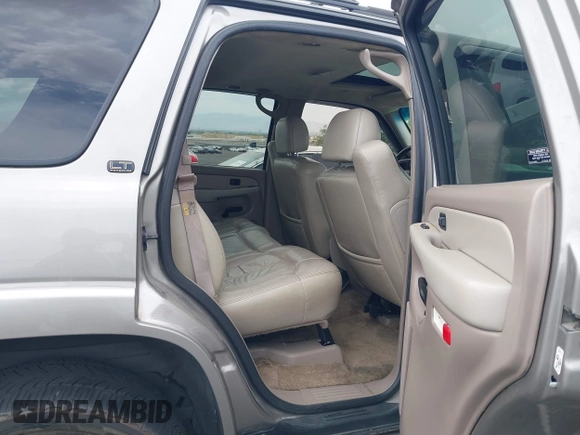 2002 Chevrolet Tahoe LS with VIN 1GNEC13ZX2J265803, listed as a IAAI auction lot 42571325 with 265,954 mi miles and . Bid and sale history available at DreamBid. Image 8.