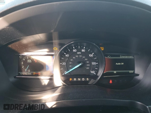 2016 Ford Explorer XLT with VIN 1FM5K8D88GGC00409, listed as a Copart auction lot 53890745 with 175,762 mi miles and Salvage Title. Bid and sale history available at DreamBid. Image 9.