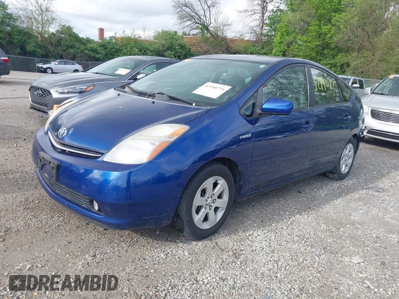 2009 Toyota Prius with VIN JTDKB20U697872401, listed as a IAAI auction lot 42190775 with 207,492 mi miles. Bid and sale history available at carsss.com. Image 2.
