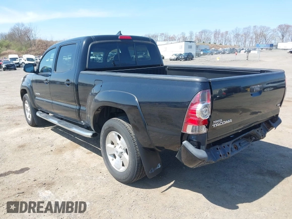 2015 Toyota Tacoma with VIN 3TMMU4FN7FM085666, listed as a IAAI auction lot 42051241 with 224,513 mi miles and . Bid and sale history available at DreamBid. Image 3.