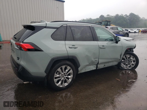 2022 Toyota RAV4 XLE Premium с VIN 2T3A1RFV1NW301243, выставлен на аукционе Copart как лот 56025835 с пробегом 58 093 миль миль и Списание • Salvage title. История ставок и продаж доступна на DreamBid. Изображение 3.