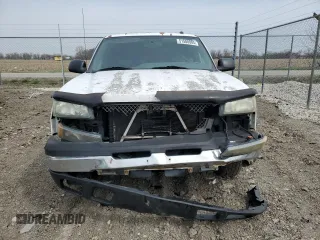 2004 Chevrolet Silverado 1500 LS with VIN 2GCEC19T041155853, listed as a Copart auction lot 51508005 with 193,567 mi miles and Salvage Title. Bid and sale history available at DreamBid. Image 5.