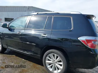 2009 Toyota Highlander Hybrid Limited with VIN JTEEW44AX92032627, listed as a IAAI auction lot 42029226 with 255,012 mi miles. Bid and sale history available at carsss.com. Image 14.