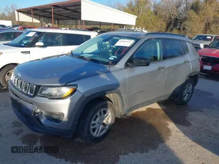 2018 Jeep Compass Sport with VIN 3C4NJCAB0JT124875, listed as a IAAI auction lot 41809953 with 136,018 mi miles. Bid and sale history available at carsss.com. Image 21.