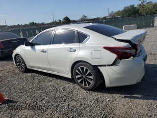 2018 Nissan Altima SV with VIN 1N4AL3AP0JC111453, listed as a Copart auction lot 54660045 with 121,580 mi miles and Salvage Title. Bid and sale history available at DreamBid. Image 2.