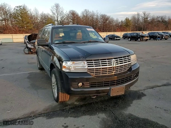 2011 Lincoln Navigator L with VIN 5LMJJ3J50BEJ00160, listed as a Copart auction lot 85516324 with 188,671 mi miles and Non Repairable. Bid and sale history available at carsss.com. Image 11.