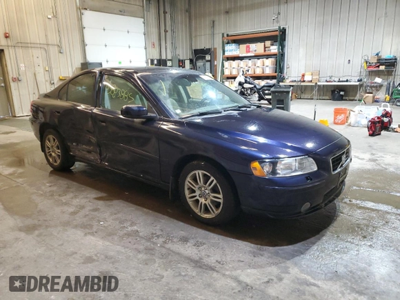 2008 Volvo S60 2.5T with VIN YV1RH592782677901, listed as a Copart auction lot 45883885 with 166,324 mi miles and Salvage Title. Bid and sale history available at carsss.com. Image 4.