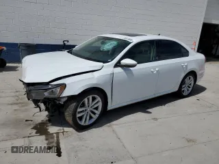2019 Volkswagen Passat Wolfsburg Edition z VIN 1VWLA7A31KC007064, wystawiony jako Copart lot #55823805 z przebiegiem 68 121 mil mil oraz Czysty tytuł • Clean title. Historia ofert i sprzedaży dostępna na DreamBid. Obrazek 1.