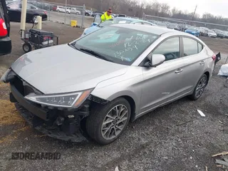 2020 Hyundai Elantra Value Edition z VIN 5NPD84LF7LH565158, wystawiony jako IAAI lot #41059906 z przebiegiem 116 267 mil mil oraz . Historia ofert i sprzedaży dostępna na DreamBid. Obrazek 18.