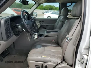 2004 GMC Yukon SLT with VIN 1GKEK13Z04R322837, listed as a Copart auction lot 54296425 with 157,603 mi miles and Salvage Title. Bid and sale history available at carsss.com. Image 7.