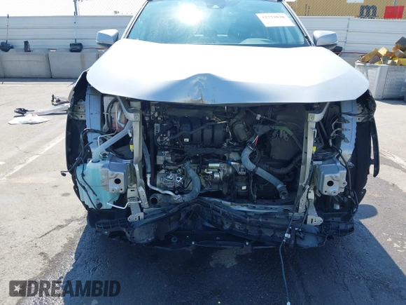 2020 Toyota RAV4 XLE with VIN 2T3W1RFV4LW097198, listed as a IAAI auction lot 42771030 with 33,354 mi miles and . Bid and sale history available at DreamBid. Image 6.