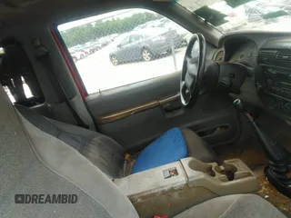 1998 Ford Explorer Sport with VIN 1FMYU22X2WUB91981, listed as a IAAI auction lot 42703725 with 169,128 mi miles and . Bid and sale history available at DreamBid. Image 5.