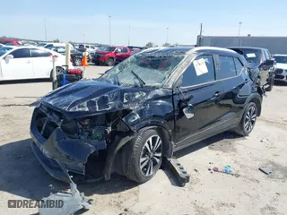 2018 Nissan Kicks SV with VIN 3N1CP5CU6JL510350, listed as a IAAI auction lot 41709428 with 110,080 mi miles. Bid and sale history available at carsss.com. Image 2.