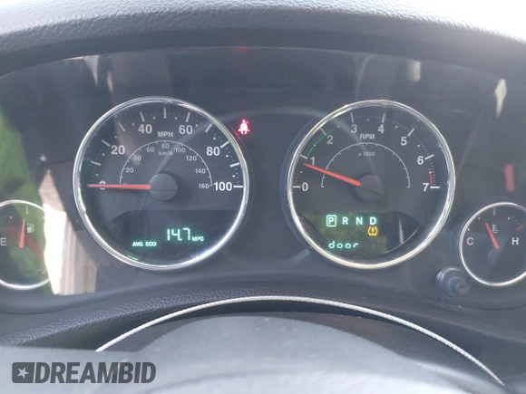 2012 Jeep Wrangler Unlimited Call of Duty MW3 с VIN 1C4BJWFG4CL130718, выставлен на аукционе IAAI как лот 42026458 с пробегом 162 884 миль миль и . История ставок и продаж доступна на DreamBid. Изображение 7.