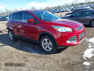 2016 Ford Escape SE with VIN 1FMCU0G72GUC66168, listed as a IAAI auction lot 41806144 with 67,441 mi miles. Bid and sale history available at carsss.com. Image 1.