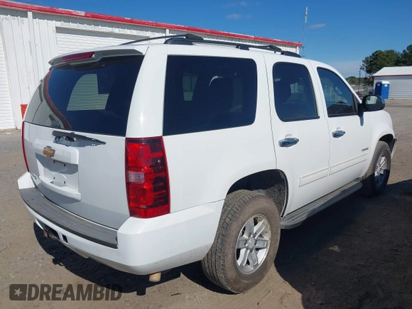 2012 Chevrolet Tahoe LS z VIN 1GNSCAE09CR289823, wystawiony jako IAAI lot #40632668 z przebiegiem 232 951 mil mil oraz . Historia ofert i sprzedaży dostępna na DreamBid. Obrazek 4.