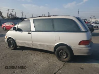 1992 Toyota Previa LE z VIN JT3AC12R6N1046273, wystawiony jako Copart lot #74481764 z przebiegiem 197 838 mil mil oraz Tytuł czysty. Historia ofert i sprzedaży dostępna na DreamBid. Obrazek 2.