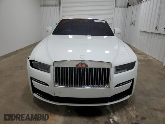 2021 Rolls-Royce Ghost z VIN SCATV0C09MU204490, wystawiony jako Copart lot #81747624 z przebiegiem Nie podano mil oraz Szkody całkowita. Historia ofert i sprzedaży dostępna na DreamBid. Obrazek 5.