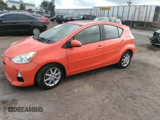 2013 Toyota Prius One z VIN JTDKDTB34D1033086, wystawiony jako IAAI lot #40364357 z przebiegiem 96 948 mil mil oraz . Historia ofert i sprzedaży dostępna na DreamBid. Obrazek 2.