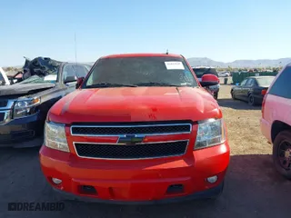 2010 Chevrolet Avalanche LT with VIN 3GNVKFE06AG271631, listed as a IAAI auction lot 41422836 with 215,288 mi miles. Bid and sale history available at carsss.com. Image 6.