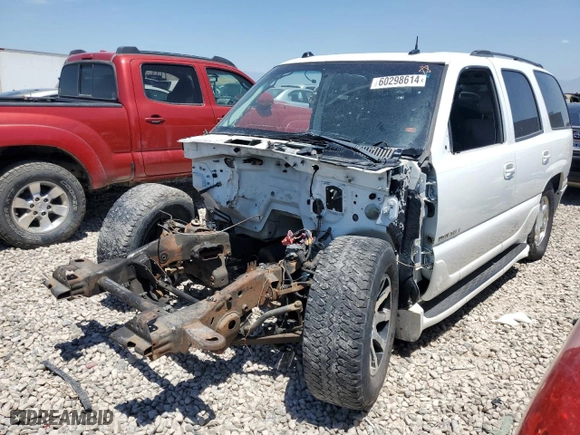 2004 GMC Yukon Denali with VIN 1GKEK63U64J170918, listed as a Copart auction lot 76378334 with 0 mi miles and Salvage Title. Bid and sale history available at carsss.com. Image 1.