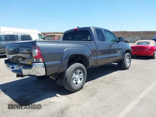 2014 Toyota Tacoma PreRunner with VIN 5TFTU4GN2EX063433, listed as a IAAI auction lot 42550709 with 167,990 mi miles and . Bid and sale history available at DreamBid. Image 4.