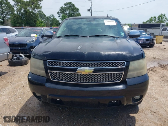 2007 Chevrolet Tahoe LT z VIN 1GNFC13J47J380225, wystawiony jako IAAI lot #42098510 z przebiegiem 248 352 mil mil oraz . Historia ofert i sprzedaży dostępna na DreamBid. Obrazek 6.