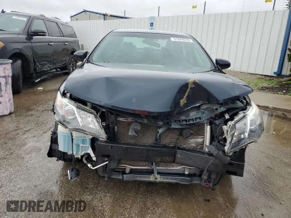 2013 Toyota Camry L with VIN 4T1BF1FK0DU262178, listed as a Copart auction lot 51649235 with 122,309 mi miles and Salvage Title. Bid and sale history available at DreamBid. Image 5.