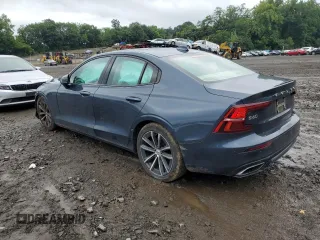 2021 Volvo S60 Momentum with VIN 7JR102TZ3MG119797, listed as a Copart auction lot 62907423 with 41,654 mi miles. Bid and sale history available at carsss.com. Image 2.