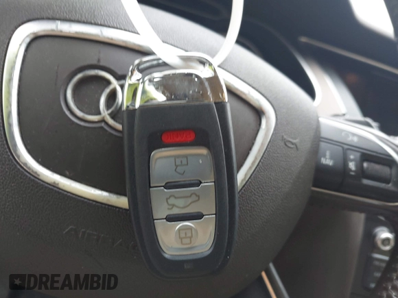 2013 Audi A4 Premium z VIN WAUAFAFL8DN038026, wystawiony jako IAAI lot #42271154 z przebiegiem 210 669 mil mil oraz . Historia ofert i sprzedaży dostępna na DreamBid. Obrazek 11.