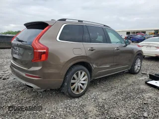 2016 Volvo XC90 T6 Momentum z VIN YV4A22PK6G1032633, wystawiony jako Copart lot #56704495 z przebiegiem 179 836 mil mil oraz Tytuł czysty. Historia ofert i sprzedaży dostępna na DreamBid. Obrazek 3.