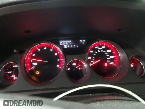 2010 GMC Acadia SLT1 with VIN 1GKLVMED0AJ112332, listed as a Copart auction lot 52030965 with 121,042 mi miles and Salvage Title. Bid and sale history available at carsss.com. Image 9.