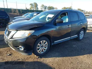 2014 Nissan Pathfinder SV with VIN 5N1AR2MM8EC616324, listed as a IAAI auction lot 41767861 with 110,833 mi miles. Bid and sale history available at carsss.com. Image 2.