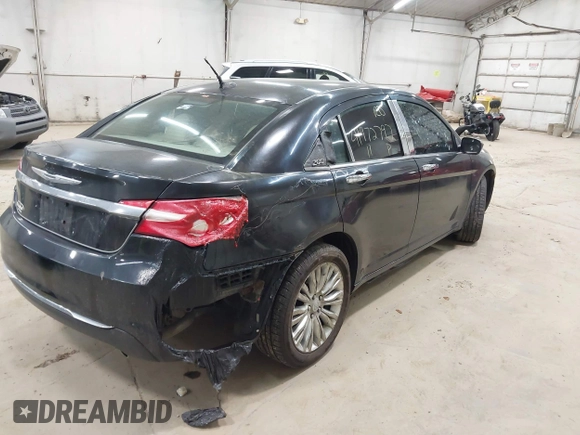 2011 Chrysler 200 Limited with VIN 1C3BC2FG0BN582109, listed as a IAAI auction lot 41972797 with 156,900 mi miles. Bid and sale history available at carsss.com. Image 4.