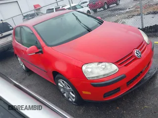 2008 Volkswagen Rabbit S z VIN WVWBA71K88W113542, wystawiony jako IAAI lot #42368934 z przebiegiem 101 785 mil mil oraz . Historia ofert i sprzedaży dostępna na DreamBid. Obrazek 1.