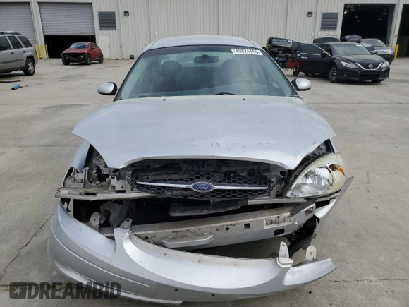 2002 Ford Taurus SE Standard with VIN 1FAHP53U32A196660, listed as a Copart auction lot 49824745 with 143,811 mi miles and Salvage Title. Bid and sale history available at DreamBid. Image 5.