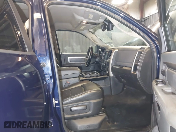 2013 Ram 2500 SLT z VIN 3C6TR5JT1DG566895, wystawiony jako IAAI lot #42096955 z przebiegiem 168 454 mil mil oraz . Historia ofert i sprzedaży dostępna na DreamBid. Obrazek 5.